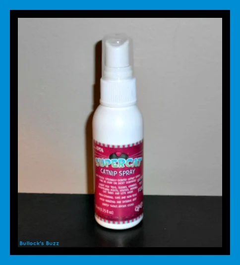 PetBox Review3a Supercat Catnip Spray Close Up