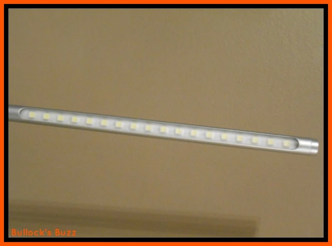 Satechi-Flexible-LED-Desk-Lamp-Review4