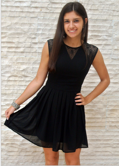 Black Lace Detail Pleated Dress and how to pick the perfect formal dress