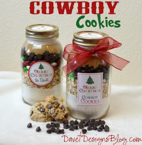 last_minute_DIY_food_gift_ideas_cookies_in_a_jar-1