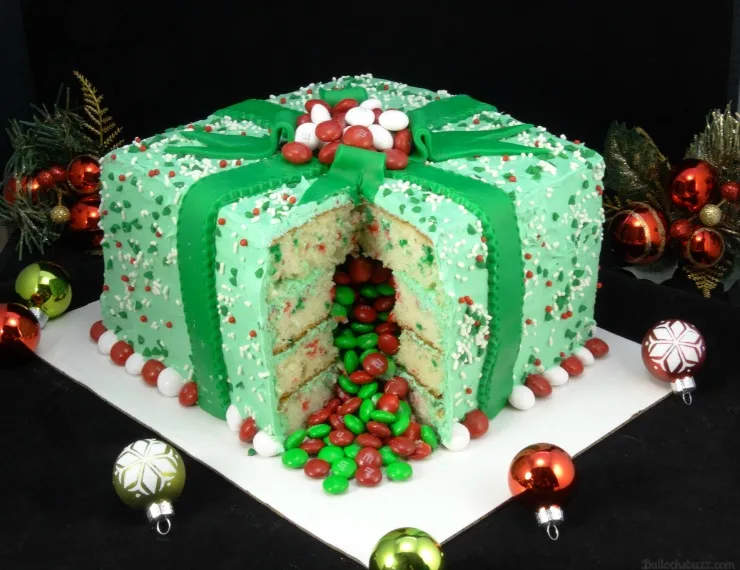 Holiday Present Pinata Cake M&M's another easy Christmas treat