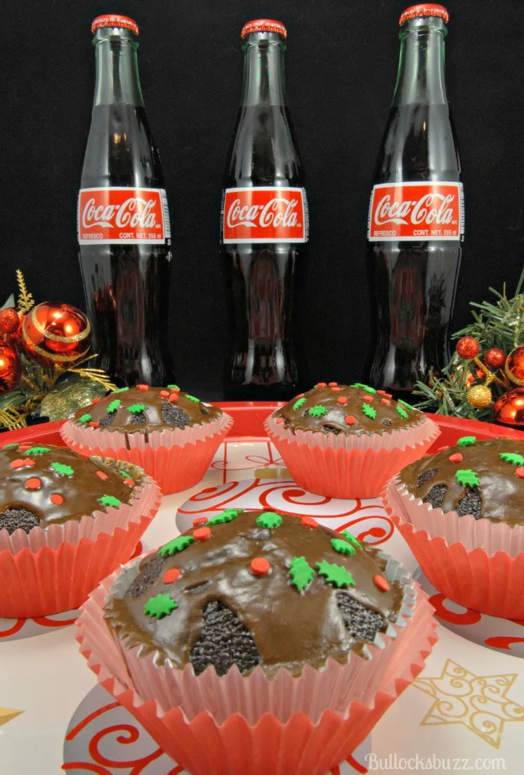 DIY Grinch Christmas Ornaments another christmas post coca cola cupcakes and craft holidays main image1