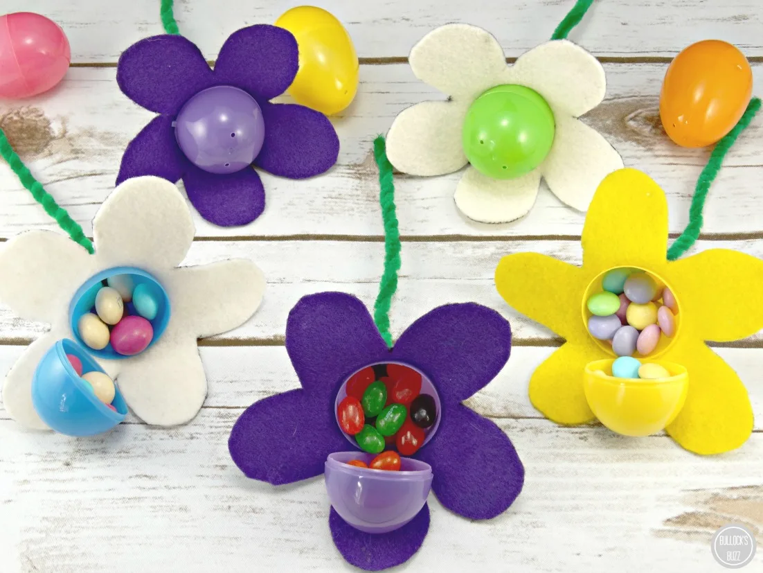 DIY Easter Basket for the gardener Easter egg flowers close up