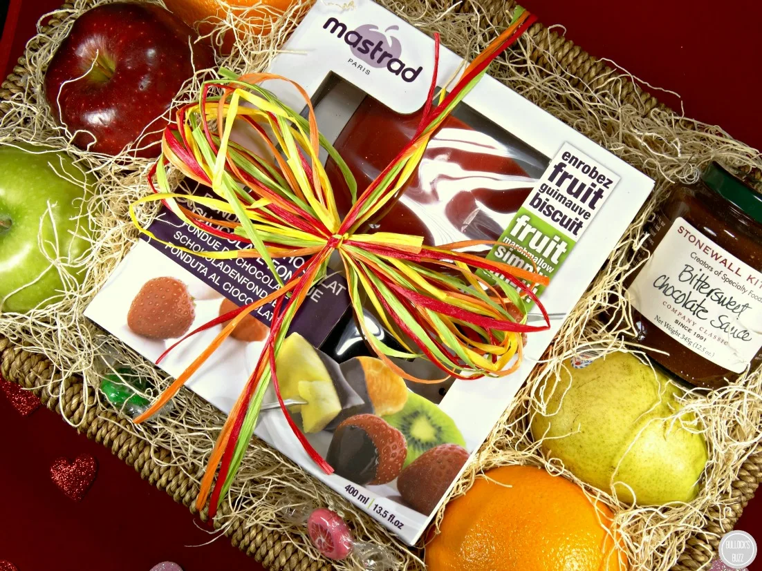 gourmetgiftbaskets gift basket Valentines Day gift fondue main image