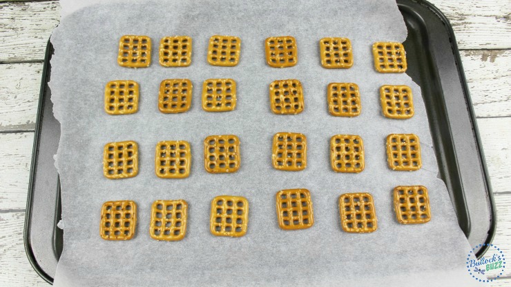 pretzels on baking sheet in process step 1