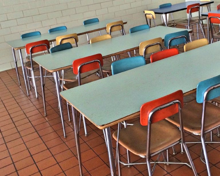 Top Reasons to Pack Lunch for School