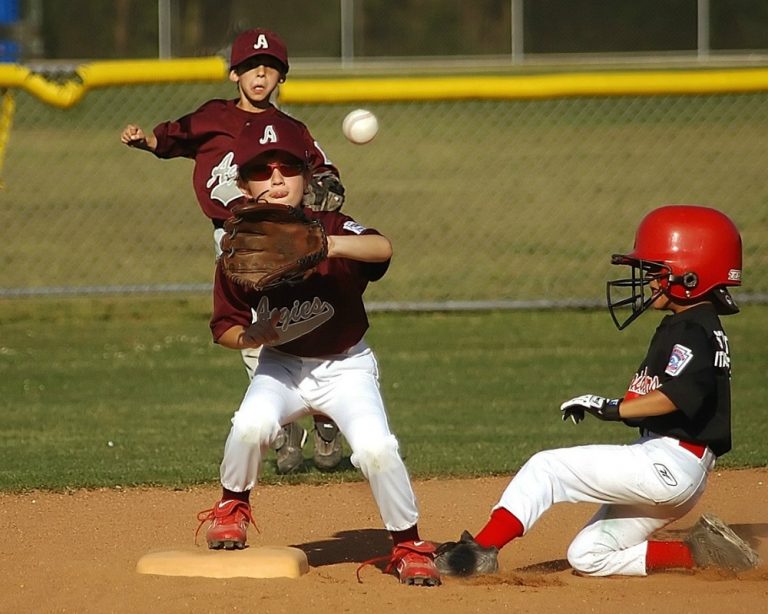 4 Tips to Protect Your Child From School Sports Related Injuries