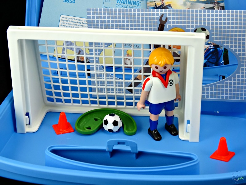 playmobil Carry Cases soccer-shootout-pieces-included