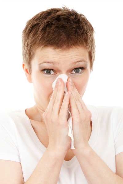 cold-and-flu-season-sneezing