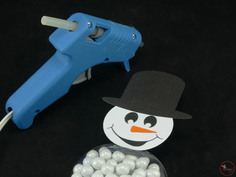 DIY Christmas Snowman treats hot glue head