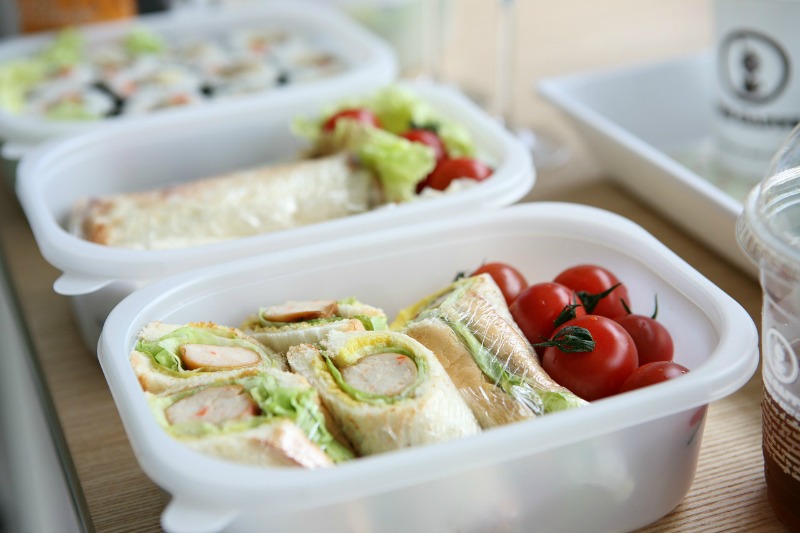 Simple Steps You Can Take To Ensure Your Kids Are Consuming A Healthy Diet healthy lunch