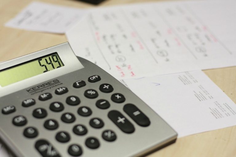 Cutting Costs of Monthly Bills - Give Your Home a Money Makeover