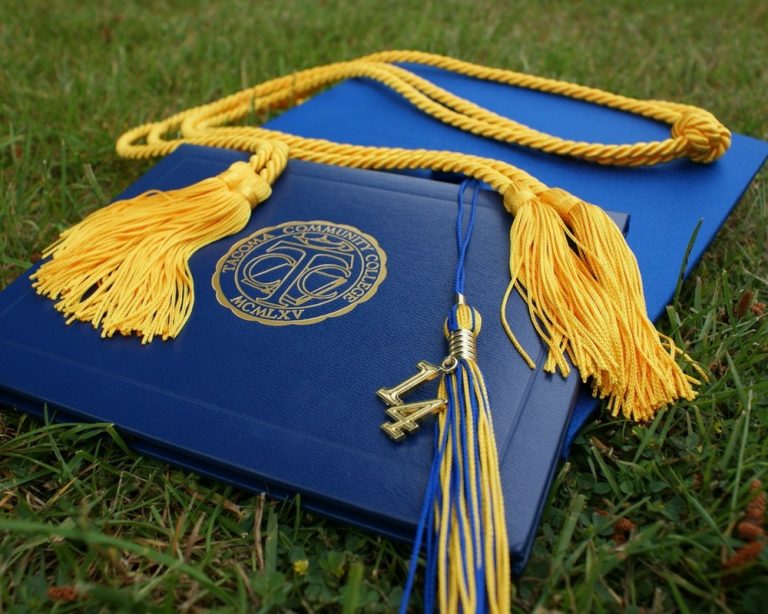 4 Unique Graduation Gifts They Will Love