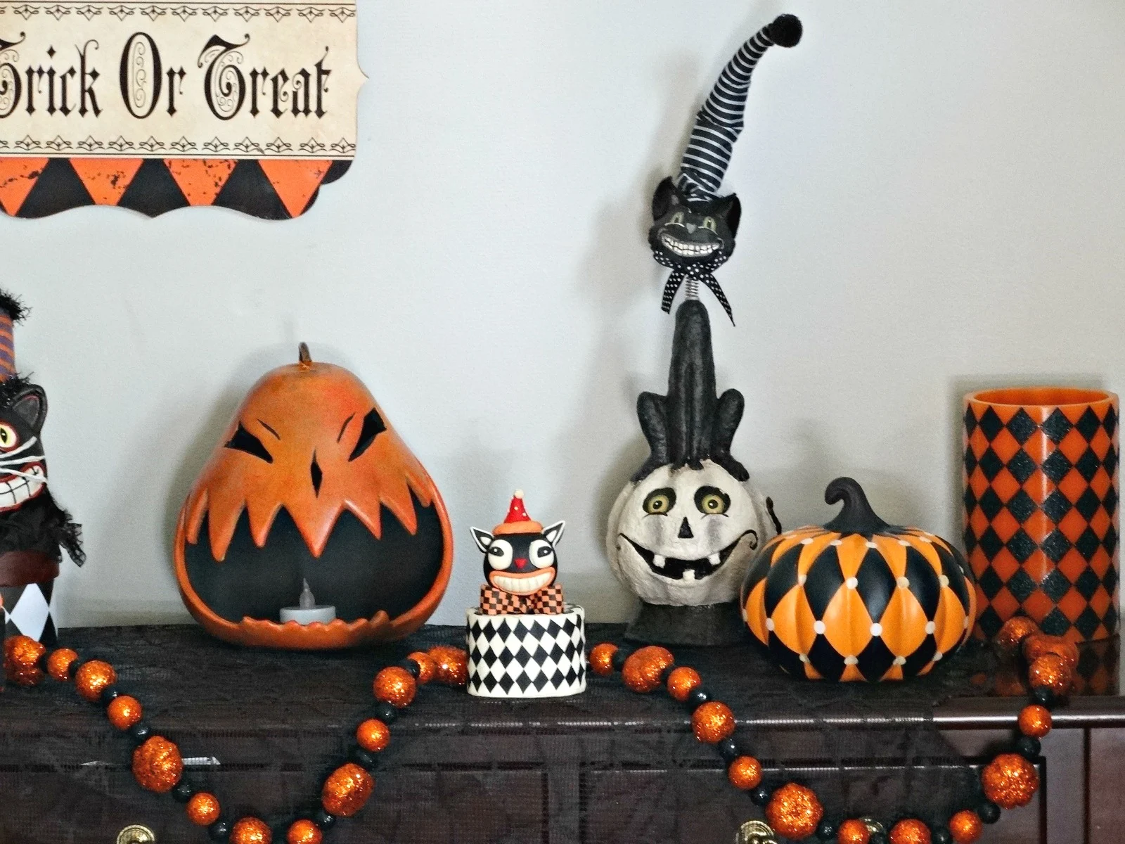 Haunted Harlequin tablescape front view