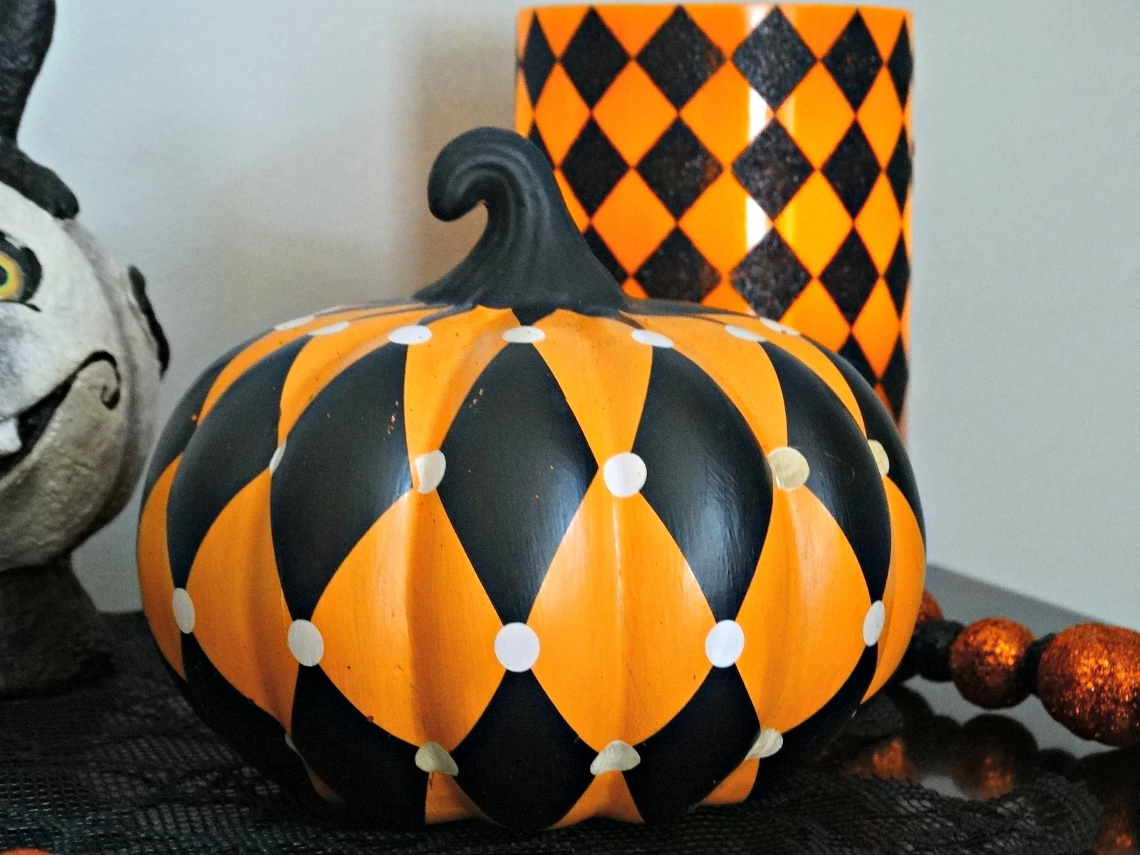 Halloween tablescape Haunted Harlequin small pumpkin