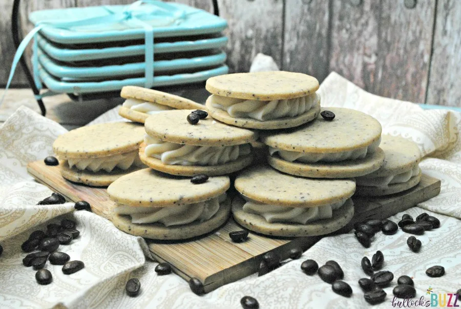 If you like coffee and cookies, you will love this recipe for French Vanilla Coffee Sandwich Cooki