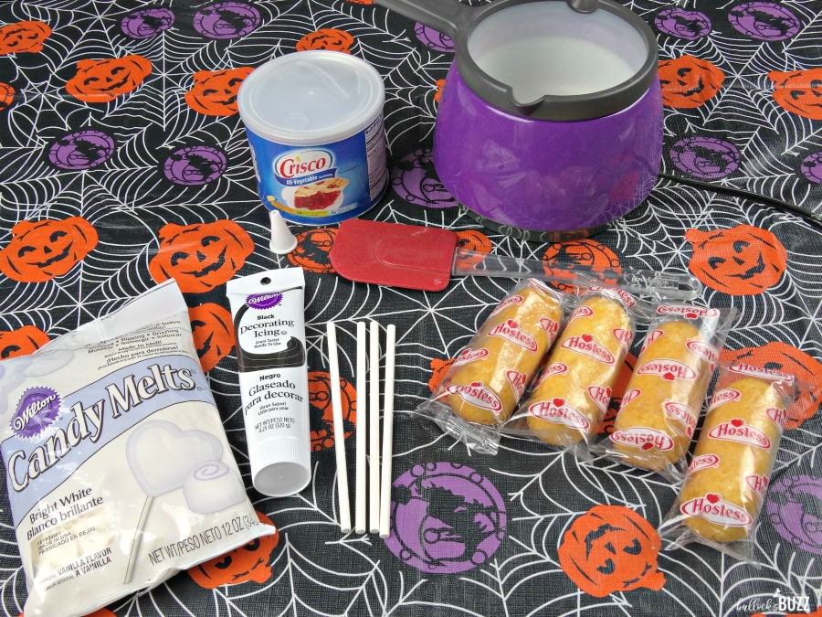 Halloween Ghost Treats with Twinkies ingredients