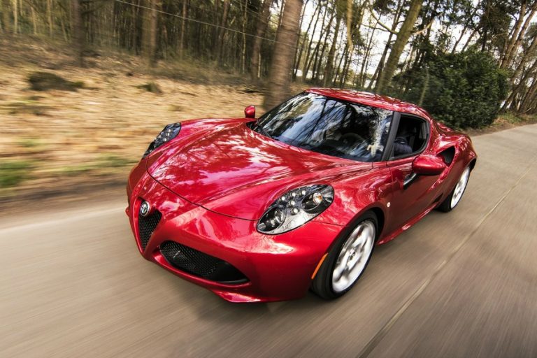 7 Awesome Christmas Gift Ideas for Alfa Romeo Owners