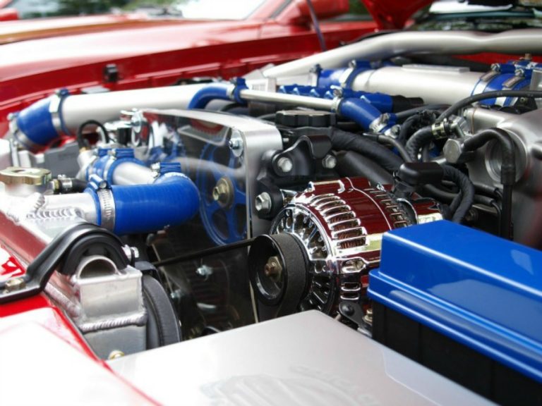 Oil Leak: 7 Reasons Why Your Engine Oil Might Be Leaking