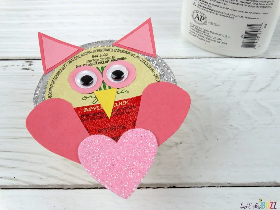 Valentine's Day Lunch for Kids DIY applesauce Owl