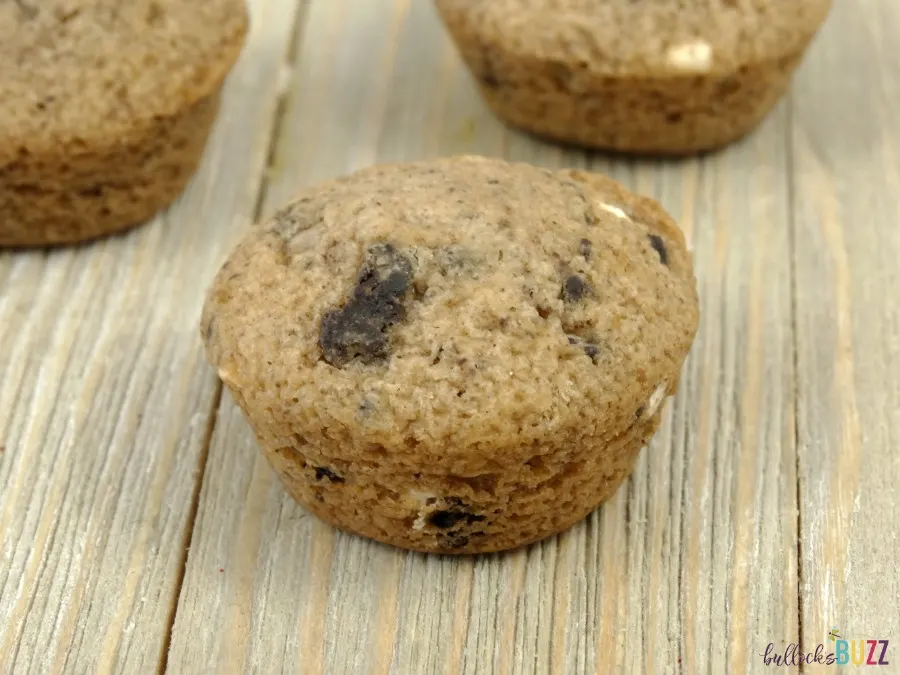 DIY Noncandy Printable Valentines for Kids - Muffin Beats Having A Friend Like You Little Bites Cookies and Creme Muffins closeup