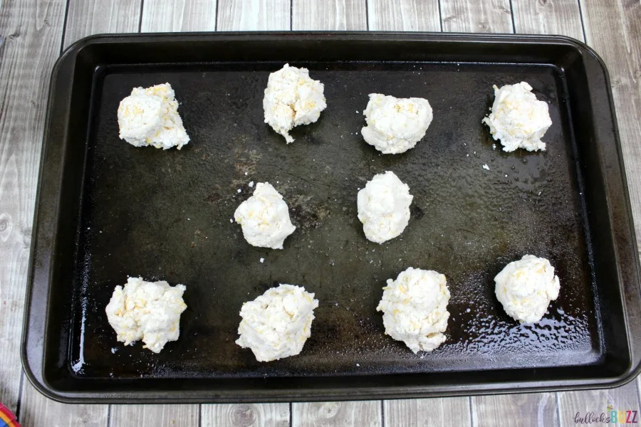 Red Lobster Cheddar Bay biscuits copycat recipe drop spoonfuls of dough on baking sheet