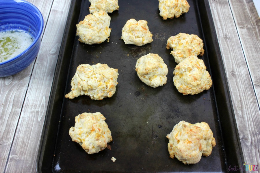 brush garlic butter on top of each Red Lobster Cheddar Bay biscuits copycat recipe