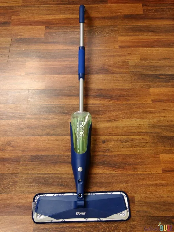 cleaning laminate floors with Bona