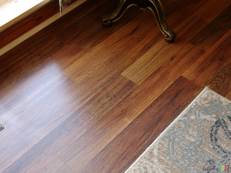 cleaning laminate floors after