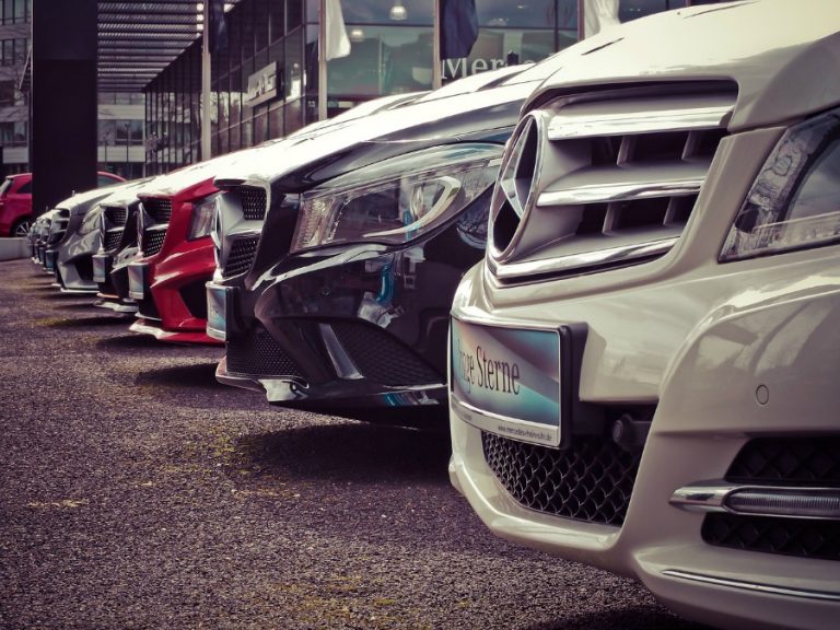 Common Car Buying Mistakes - 5 Things to Avoid