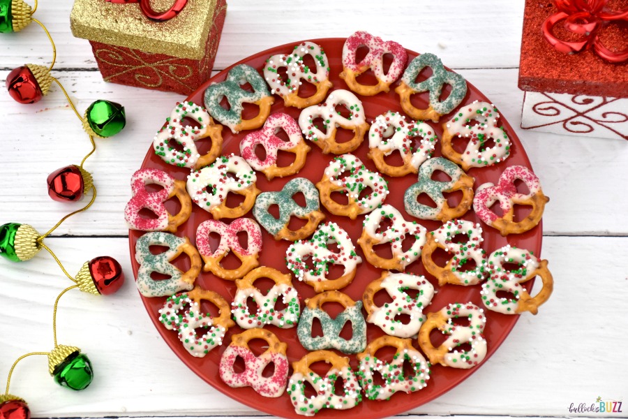 DIY Christmas White Chocolate Covered Pretzels