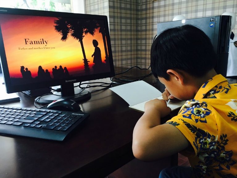 4 Ways a Keylogger Can Help You Protect Your Children Online