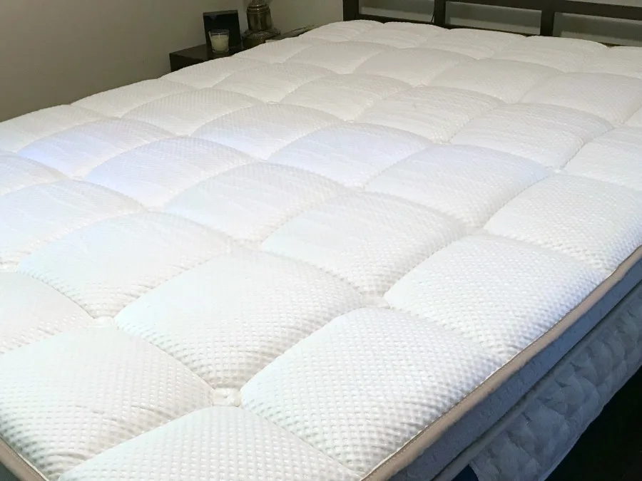 dreamcloud mattress almost fully expanded