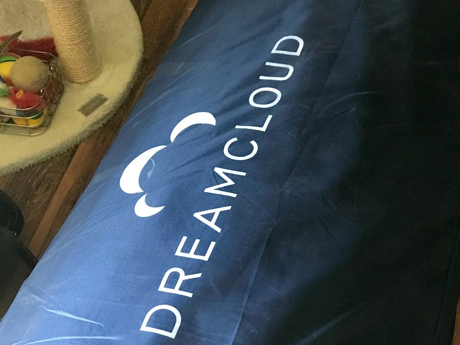 dreamcloud mattress review in package