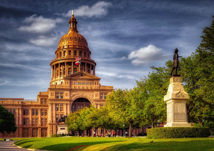 Best Day Trips from San Antonio the Texas State Capitol Building in Austin