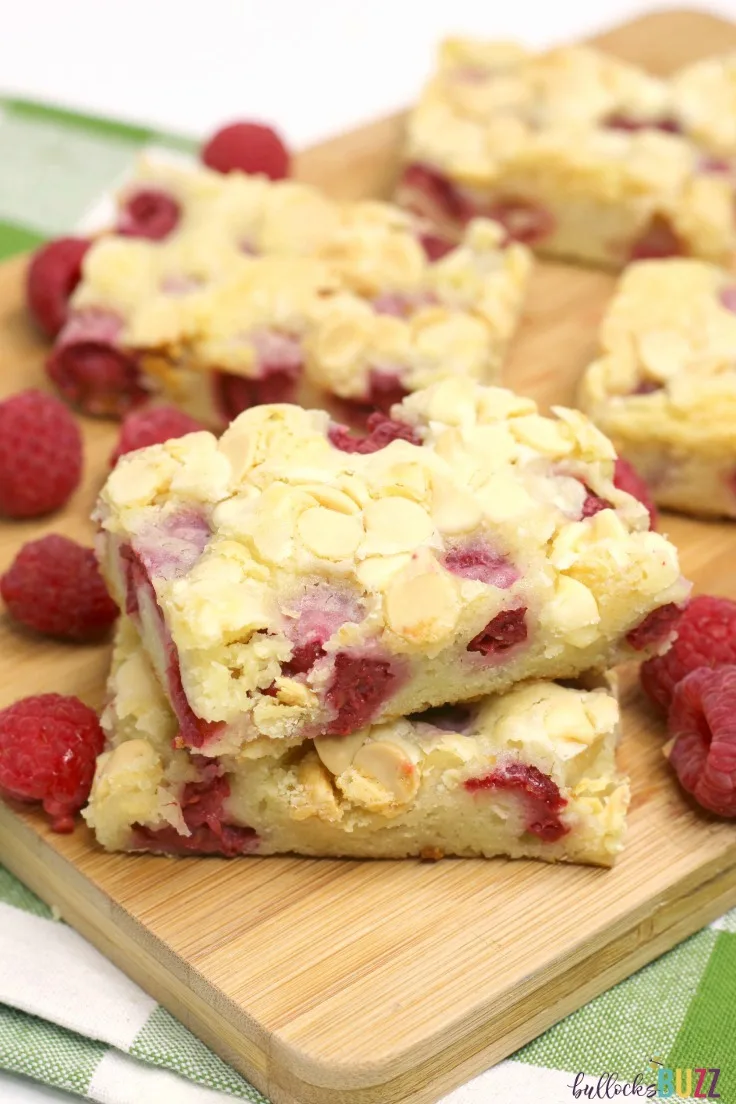This easy white chocolate raspberry blondies recipe is the perfect combination of fresh, tart raspberries and white chocolate sweetness.
