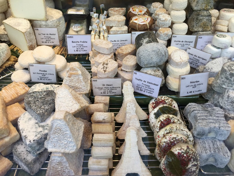 food tour Paris bakery display