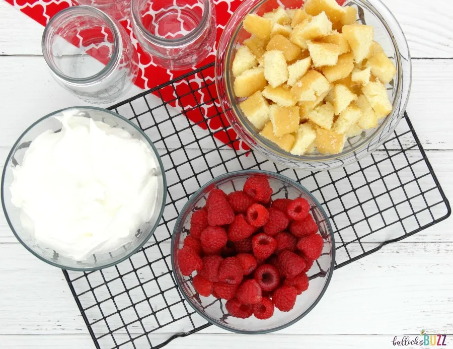 raspberry shortcake in a jar ingredients