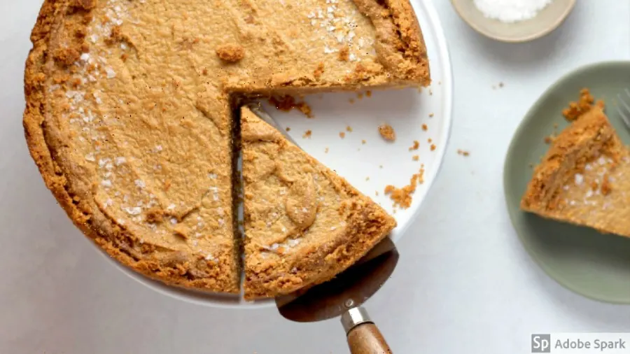 slice of pie for dessert last-minute Thanksgiving tips