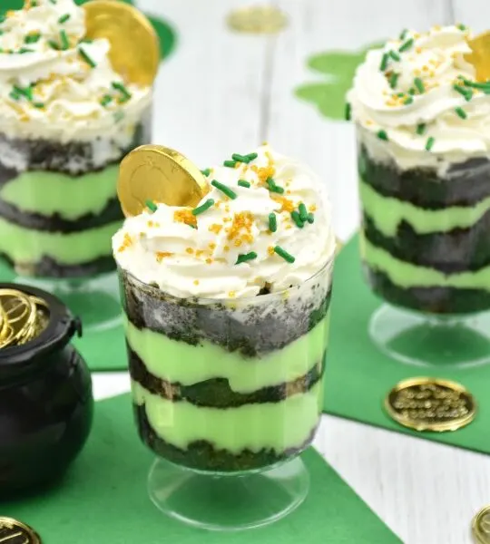 easy St. Patrick's Day dessert recipe Mint Chocolate Trifles