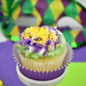 vanilla cupcakes Mardi Gras