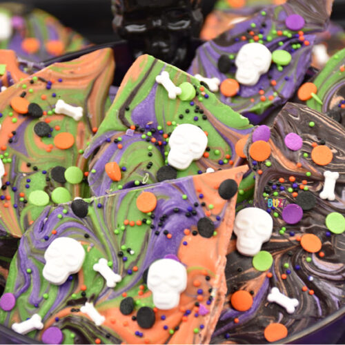 cute Halloween candy bark recipe