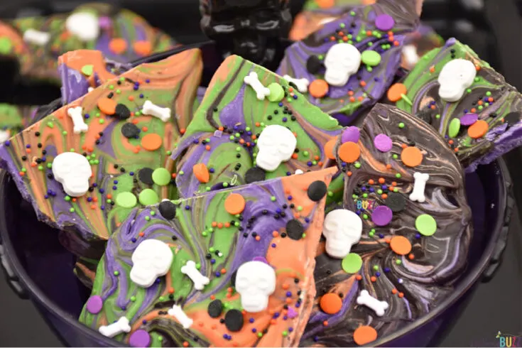 cute Halloween candy bark recipe