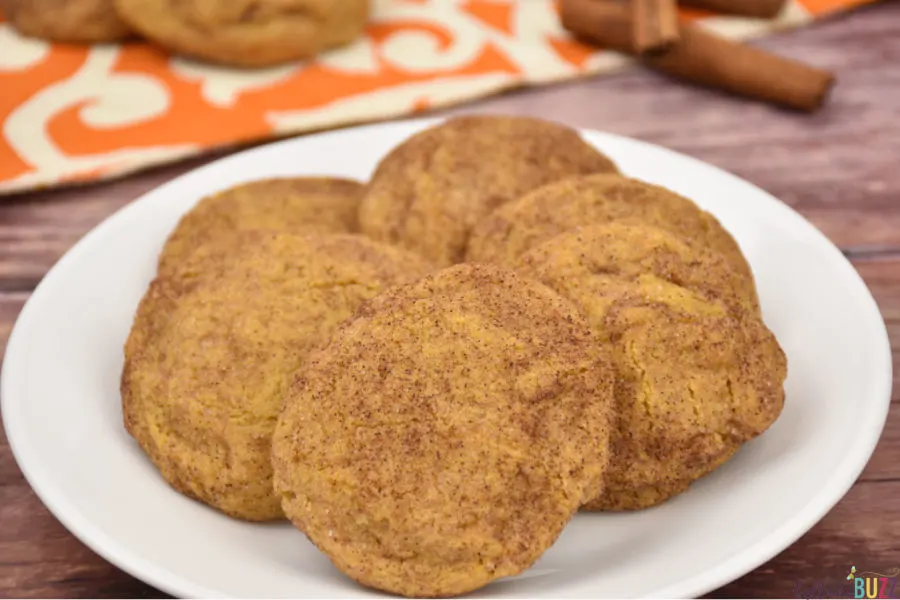 easy Pumpkin snickerdoodles recipe cookies on plate