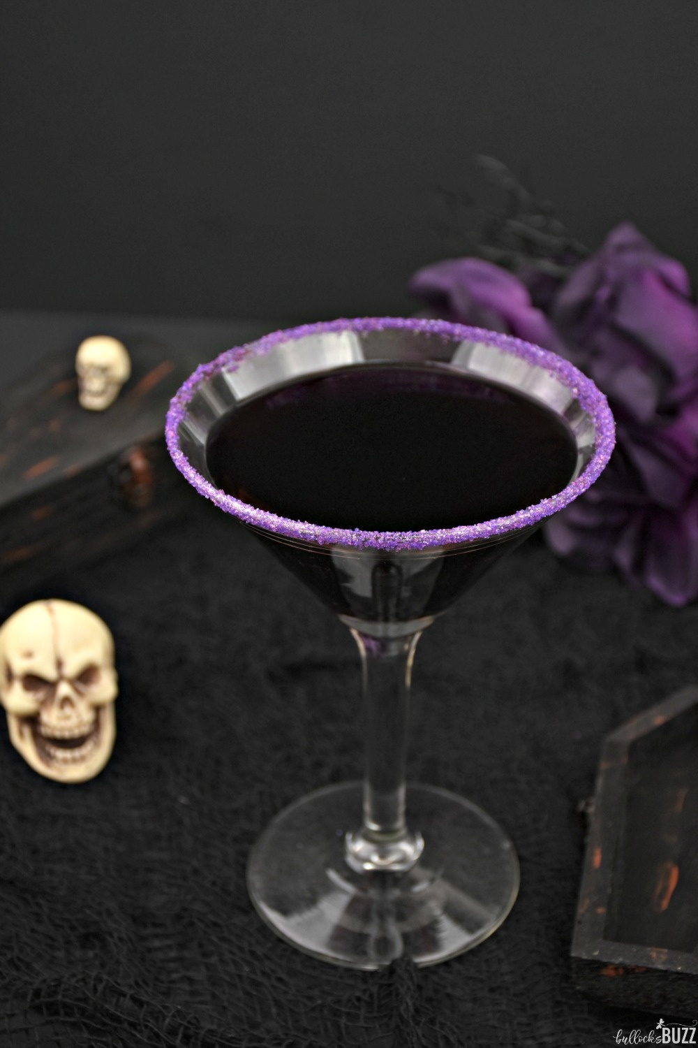 Halloween is one of the best holidays to have fun with festive food and drinks! And this spooky Gravedigger Cocktail for Halloween is no exception! Get the recipe on the Bullock's Buzz blog!
