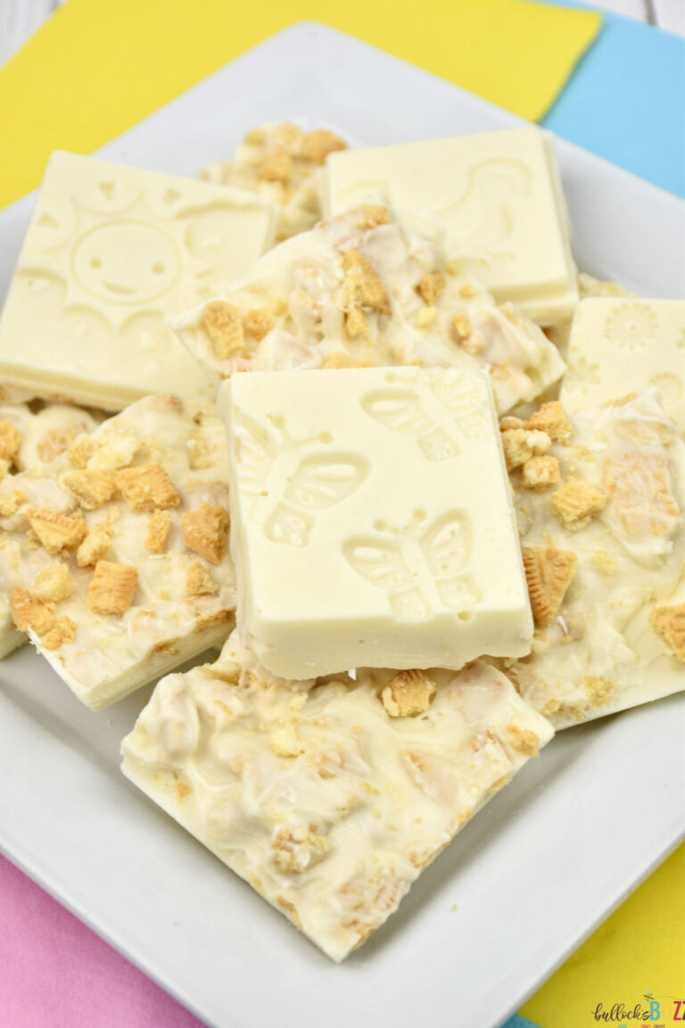 Cookies and Cream Springtime Bark Candy Recipe - Bullock's Buzz