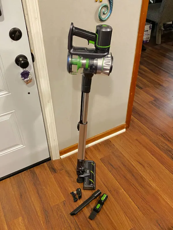 Toppin cordless vacuum put together