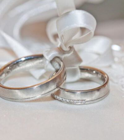 Engagement Ring vs Wedding Band
