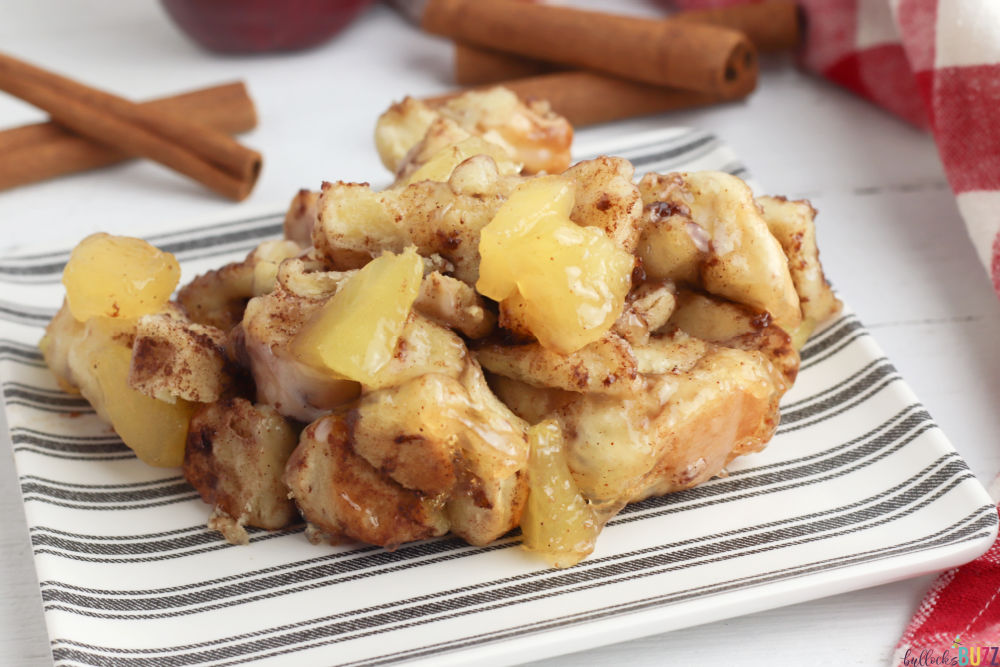 close up picture of Cinnamon Apple Monkey Bread