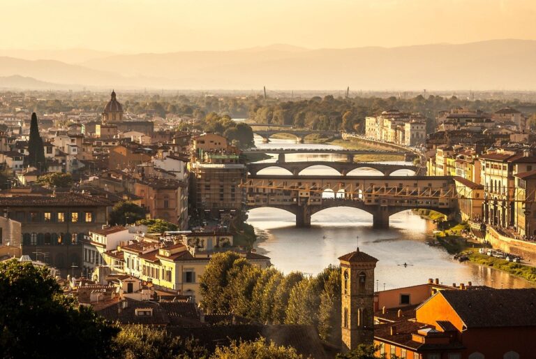 a guide for traveling to Florence